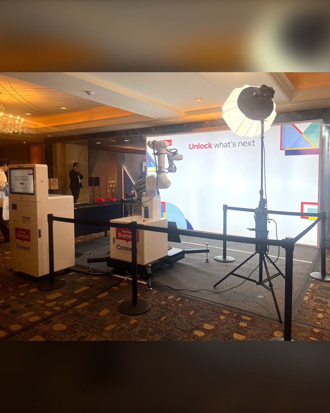 Red Hat Summit: Connect 2024  특별한 브랜드 경험을 위해 포스트미가 레드헷 서밋: 커넥트2024에 다녀왔습니다!이벤트 주최 측 브랜드 콘셉트에 맞춘 키오스크...