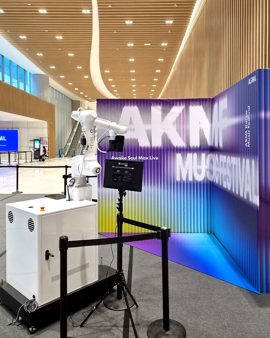 2026.08 I ASML 특별한 브랜드 경험을 위해 수원컨벤션센터에서 진행한 ASML Korea Music Festival 에 다녀왔습니다!  이벤트 주최 측 브랜드 콘셉트에 맞춘 키...